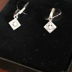 Diamond and White Gold earrings